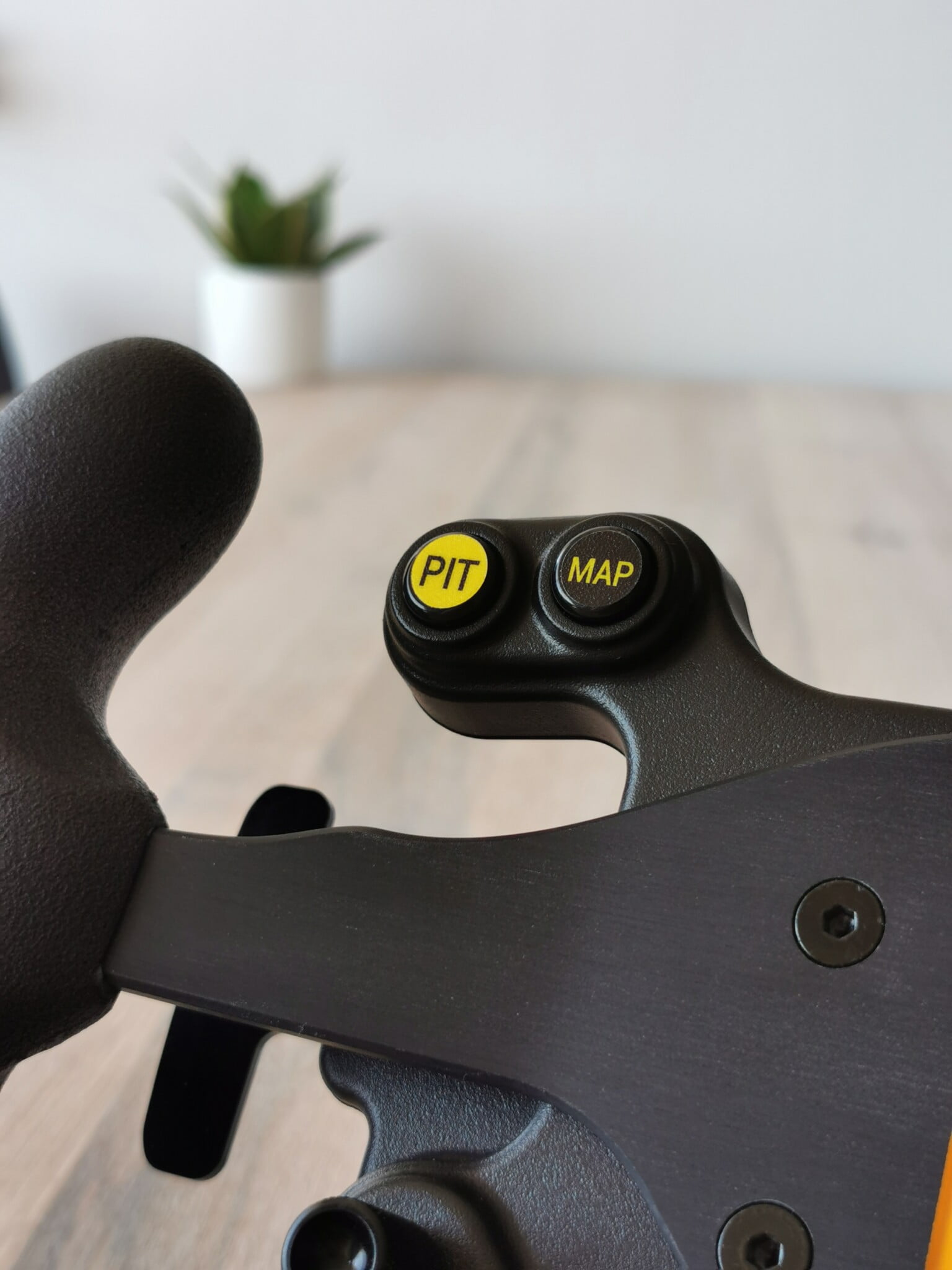 Turn Racing R320 Steering Wheel and BP2 Button Plate – SimRaceBlog
