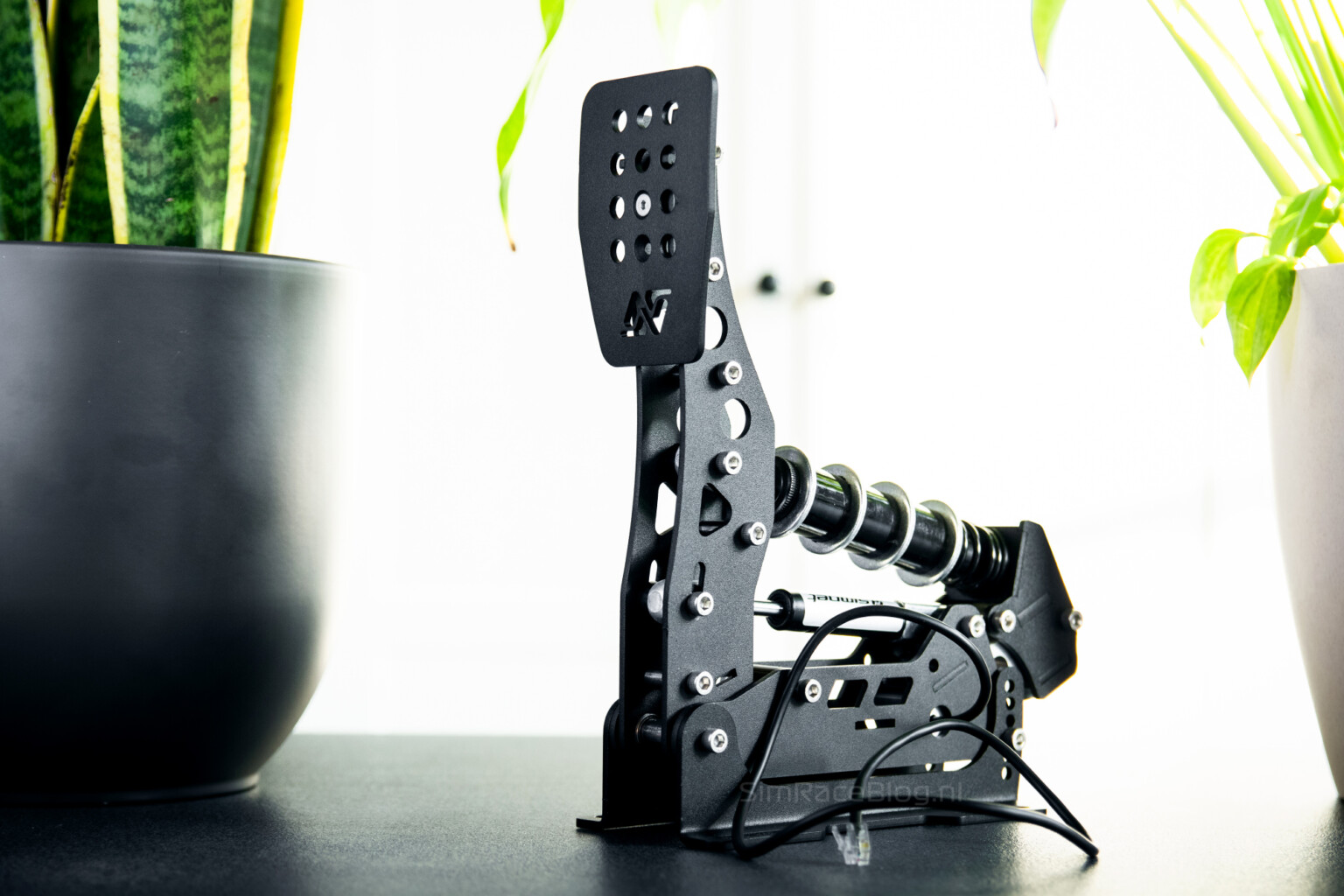 Simnet Racing SP Pro Loadcell Pedal Set – SimRaceBlog